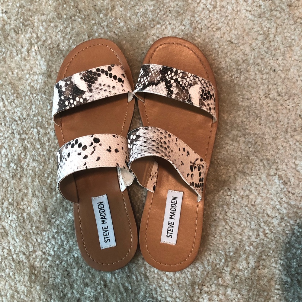 Steve Madden sandals